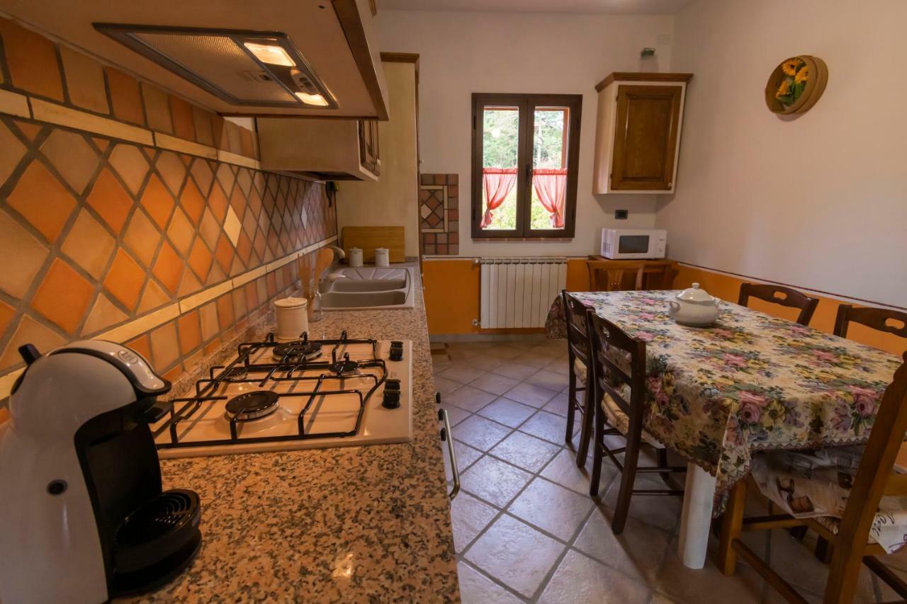Locazione Turistica Casa Vento Della Toscana فويانو ديلا تشيانا المظهر الخارجي الصورة